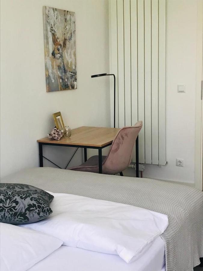 Martins Guesthouse Zimmer Hannover Exterior foto